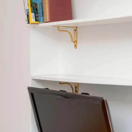 Apartment Comfortable Near The Old Town Perfect Place For Remote Work And For Sightseeing By Renters