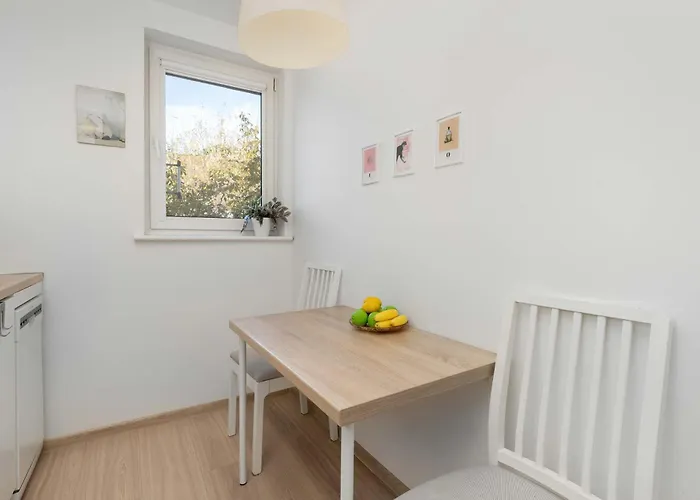 Comfortable Near The Old Town Perfect Place For Remote Work And For Sightseeing By Renters