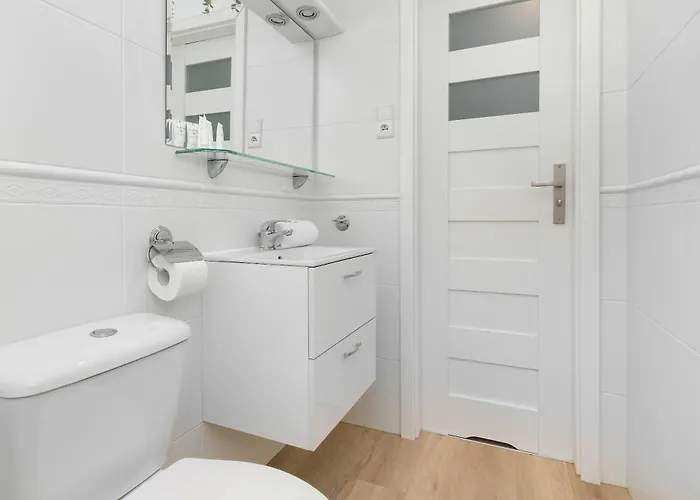 Comfortable Near The Old Town Perfect Place For Remote Work And For Sightseeing By Renters Gdańsk